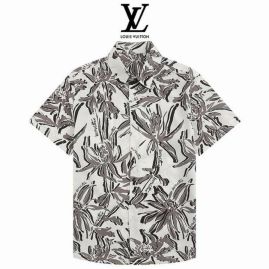 Picture of LV Shirt Short _SKULVM-3XLjdtxA9822468